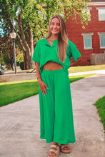 Load image into Gallery viewer, Comfort Mode Two Piece Set - Kelly Green