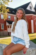 Load image into Gallery viewer, Artic Camo Oversized Sweatshirt - White
