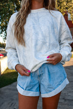 Load image into Gallery viewer, Artic Camo Oversized Sweatshirt - White
