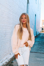 Load image into Gallery viewer, Paxton Oversize Sweatshirt - Cream
