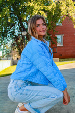 Load image into Gallery viewer, Cloudmont Puffer Jacket - Blue
