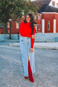 Noel Turtleneck Crop Sweater - Red