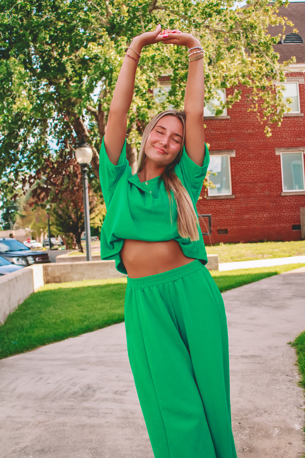 Comfort Mode Two Piece Set - Kelly Green