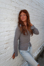 Load image into Gallery viewer, Seattle Ribbed Button Sweater - Gray
