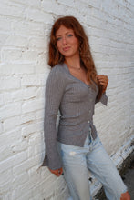 Load image into Gallery viewer, Seattle Ribbed Button Sweater - Gray
