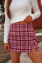 Load image into Gallery viewer, Central Park Plaid Mini Skort - Burgundy
