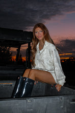 Load image into Gallery viewer, Bayou Zip Up Pullover Jacket - Camo
