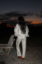 Load image into Gallery viewer, Bayou Sweatpants - Camo
