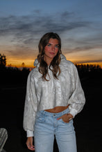 Load image into Gallery viewer, Forrest Oversized Hoodie - Camo
