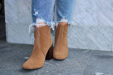 Load image into Gallery viewer, Vendetta Studded Booties - Camel
